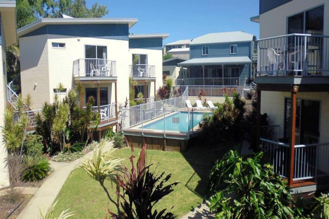 Emu Park Beach Resort 24/63