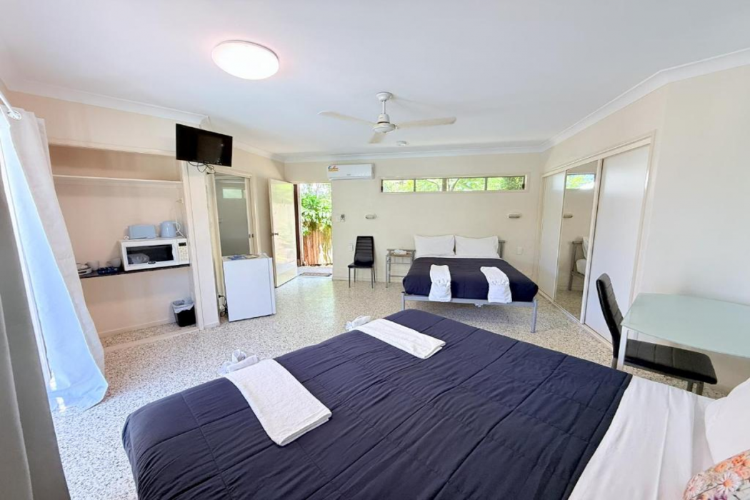 Emu Park Beach Resort 4/63