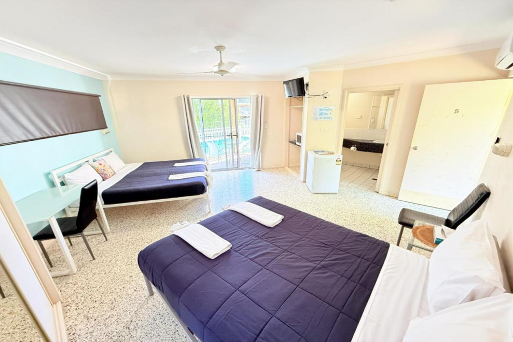 Emu Park Beach Resort 6/63