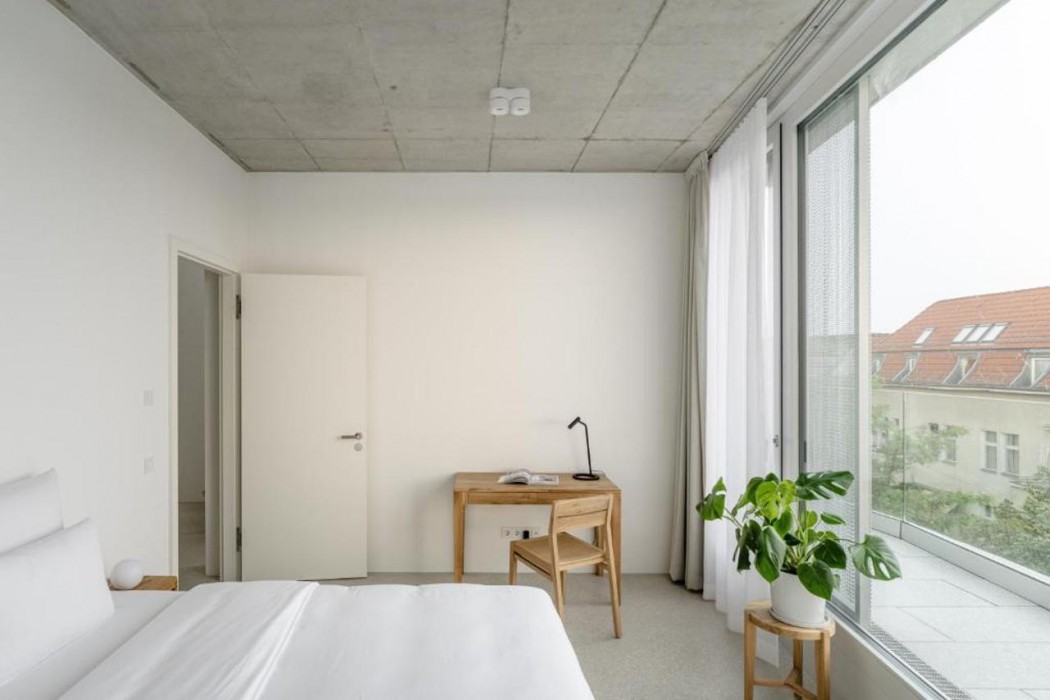 Carlotta Apartments 6/47