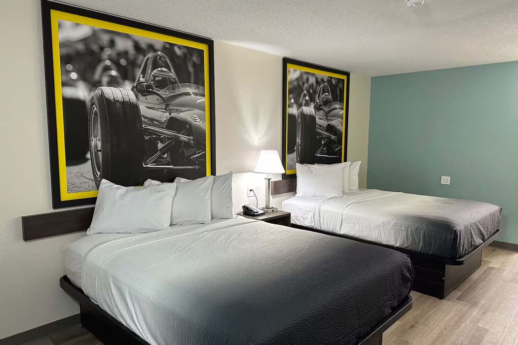 Super 8 by Wyndham Kannapolis 9/33