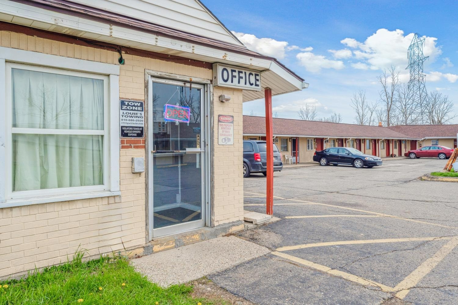 Flint Motel by OYO MI Near I-475 29/70