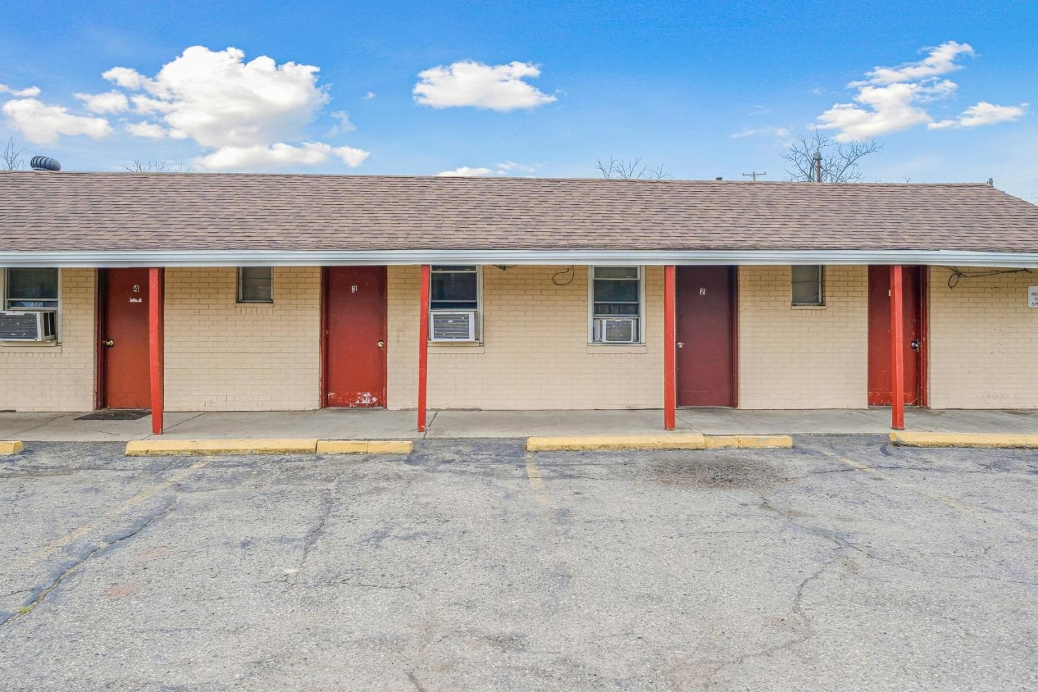 Flint Motel by OYO MI Near I-475 15/70