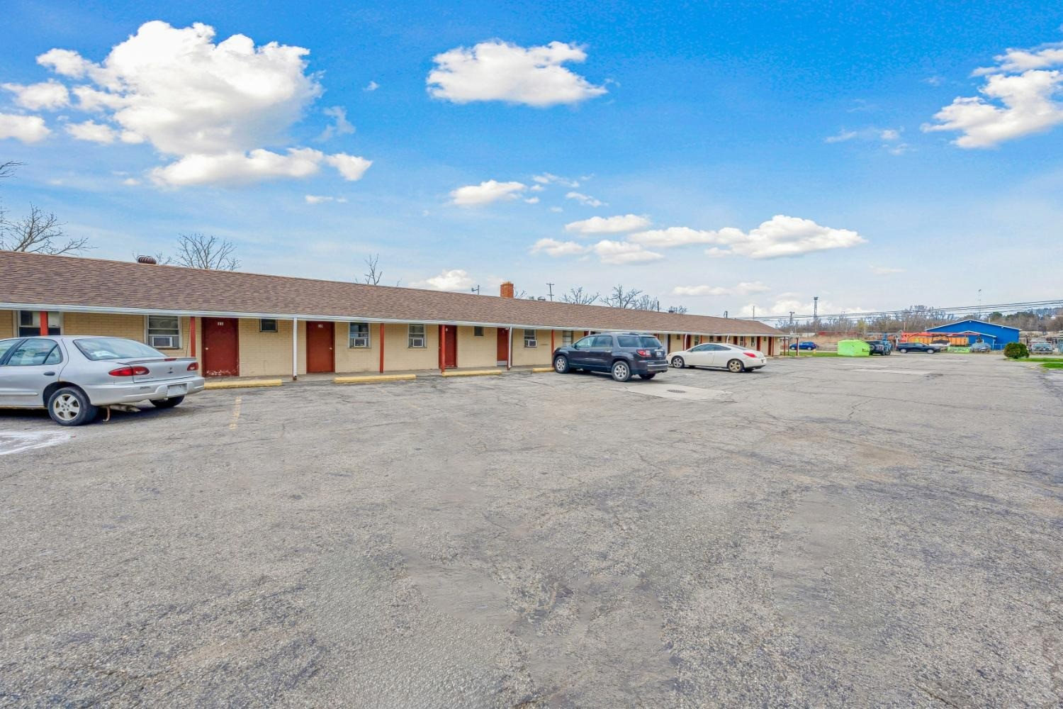 Flint Motel by OYO MI Near I-475 20/70
