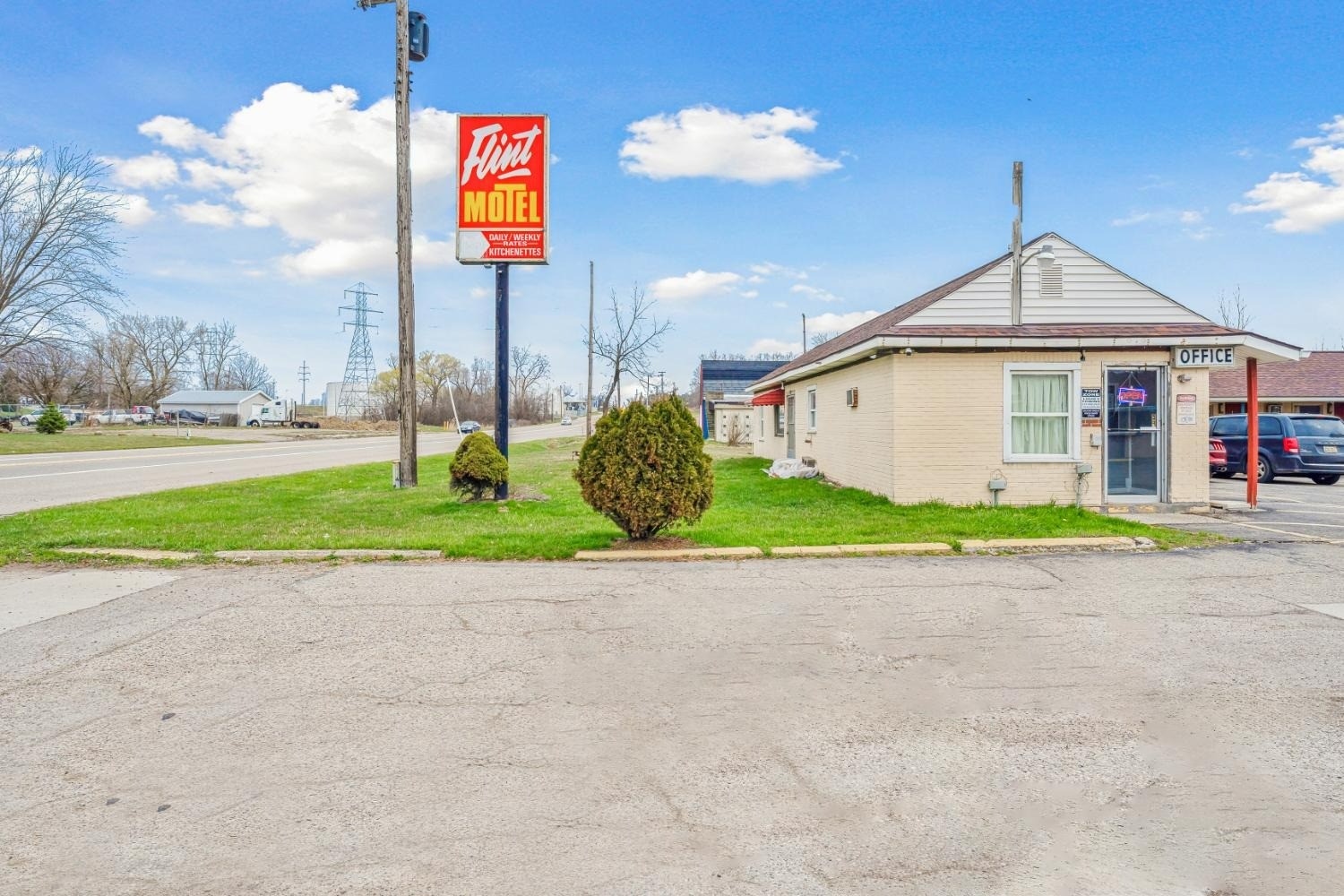 Flint Motel by OYO MI Near I-475 9/70