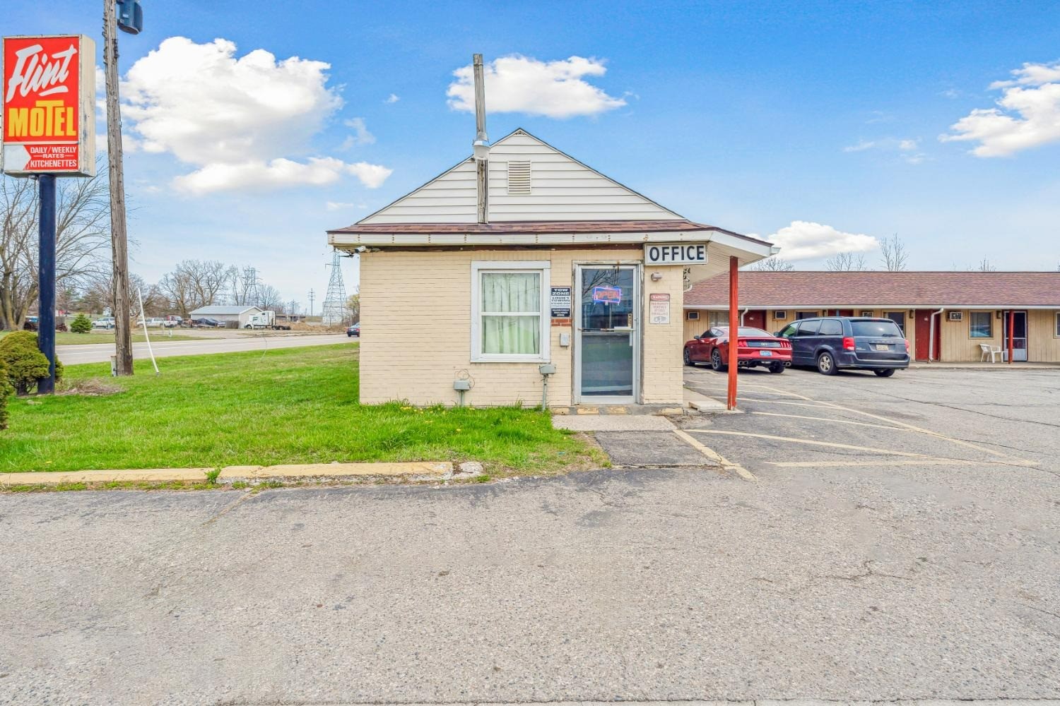 Flint Motel by OYO MI Near I-475 22/70