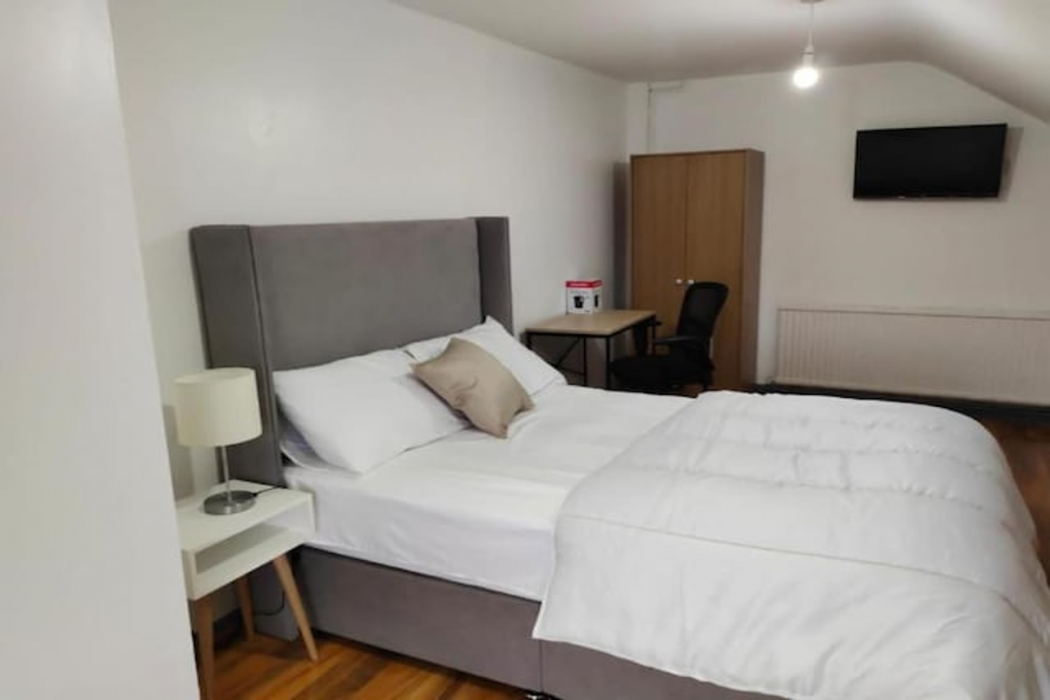 Room at OYO St Philip’s Club House, SCUNTHORPE
