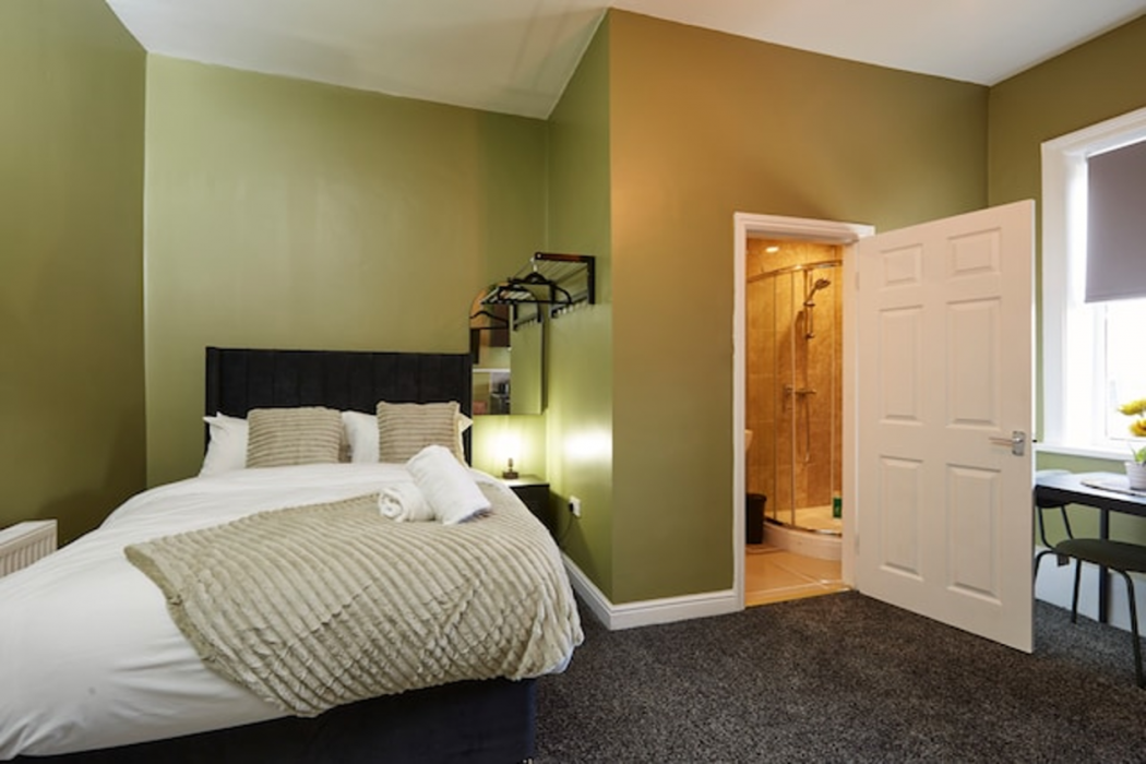 BV Aparthotel Huddersfield Ideal for Business & Leisure Stays 10/37