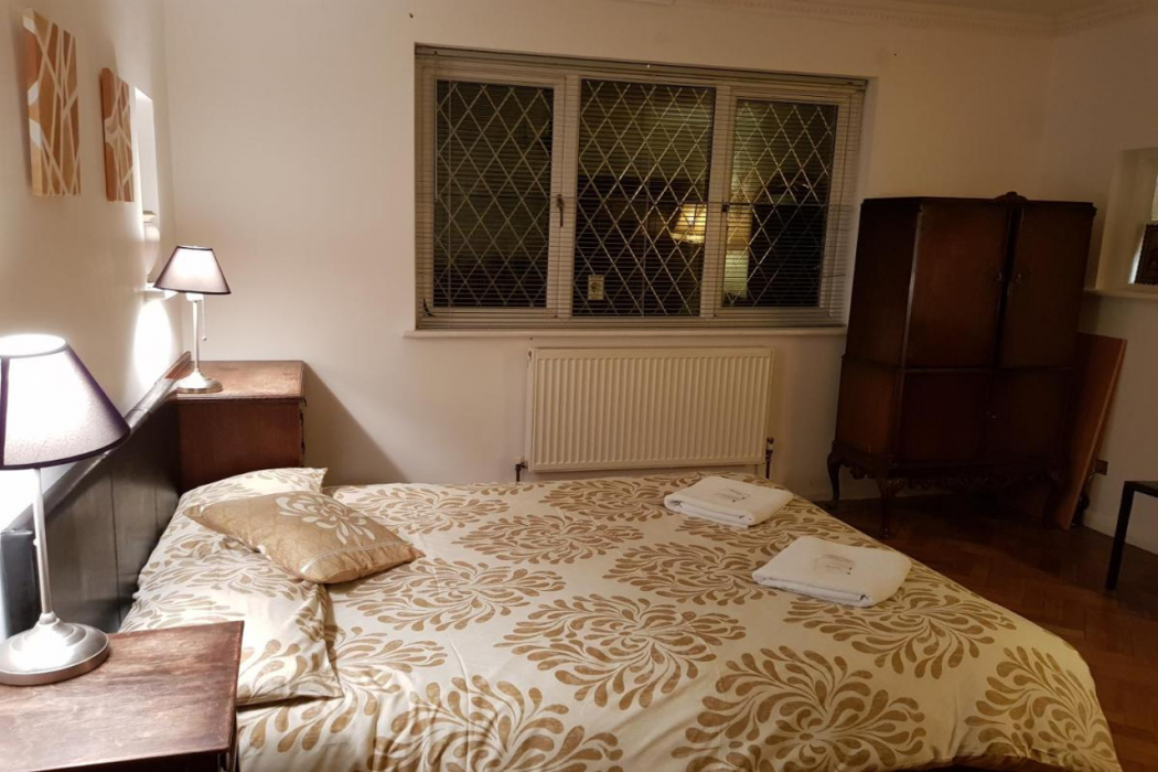 OYO Guest House Ellipse 12/60