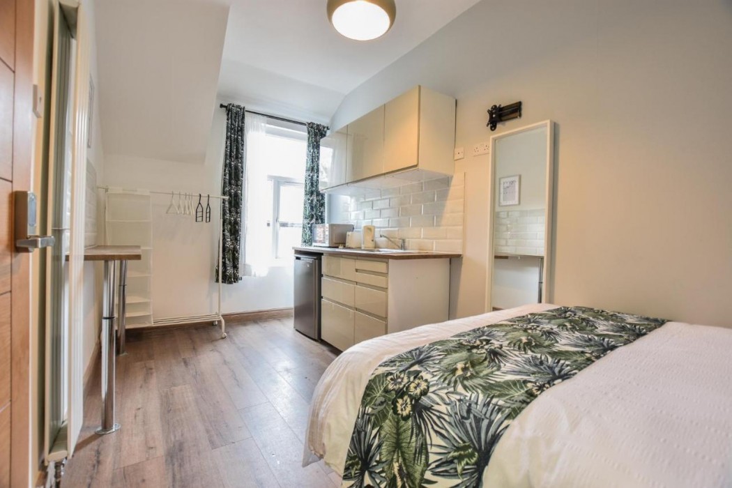 OYO Regency Guest House Manchester North 6/43