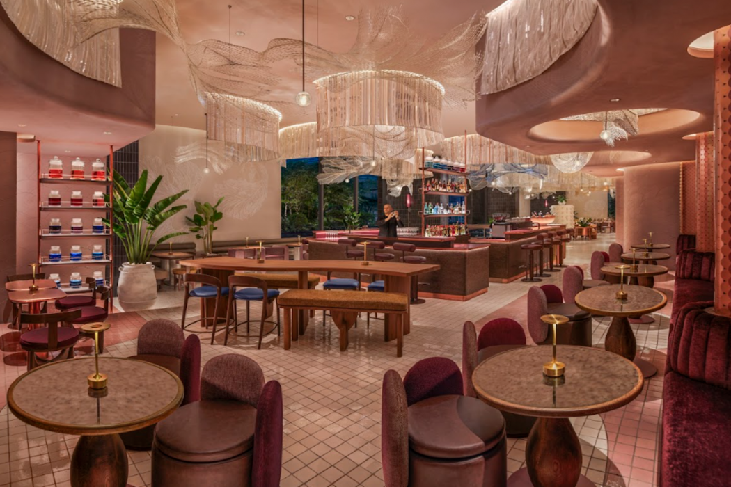 KROMO Bangkok, Curio Collection by Hilton 44/85