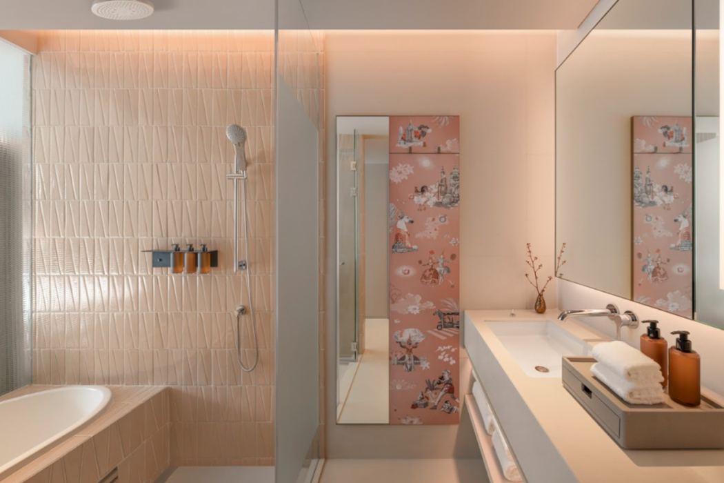 KROMO Bangkok, Curio Collection by Hilton 27/85