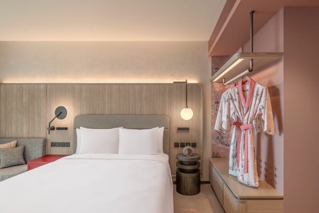 KROMO Bangkok, Curio Collection by Hilton 23/85