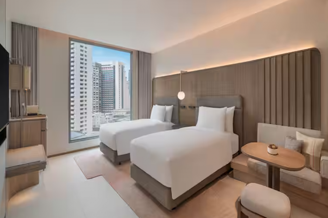 KROMO Bangkok, Curio Collection by Hilton 29/85