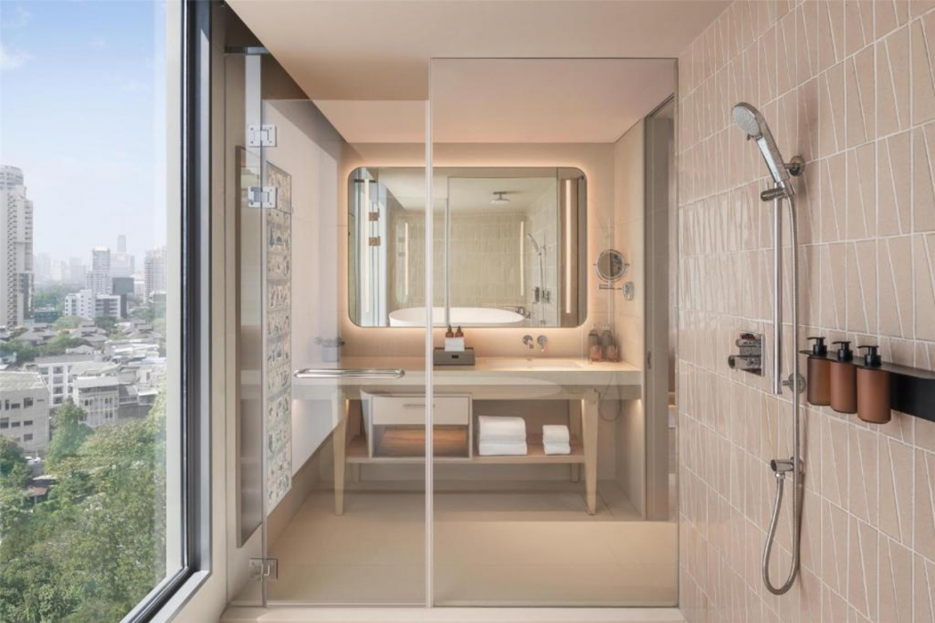 KROMO Bangkok, Curio Collection by Hilton 35/85