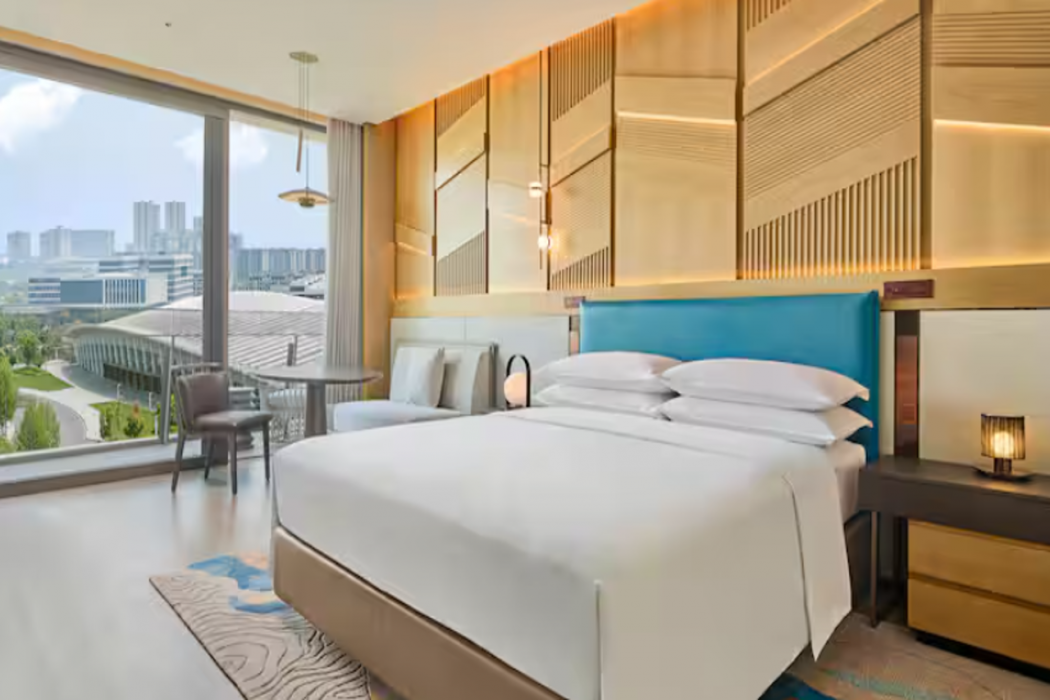 Inso Hotel Chongqing, Curio Collection by Hilton 4/57