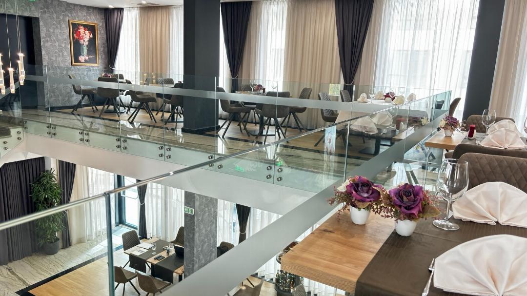 Blue Star Luxury Hotel 36/54