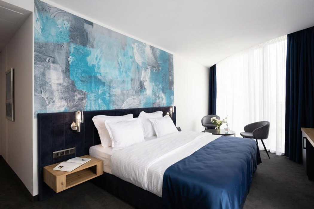 Blue Star Luxury Hotel 18/54