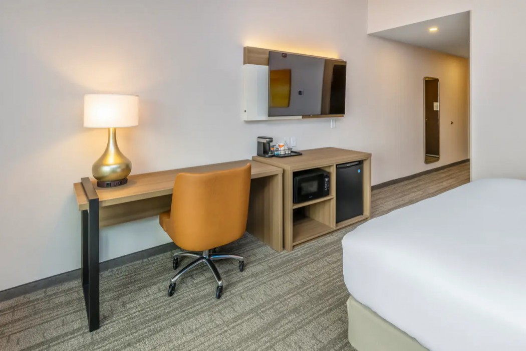 Comfort Inn and Suites Bradford 21/52