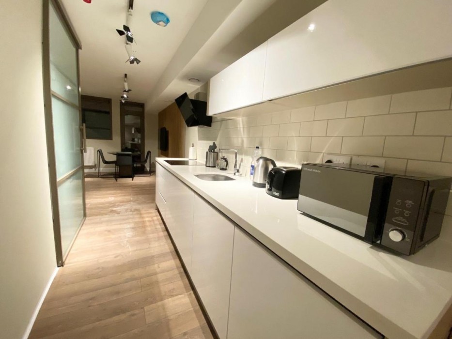 Goodwin St 38/63