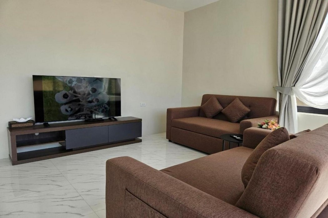 Baan First Pool Villa 8/9