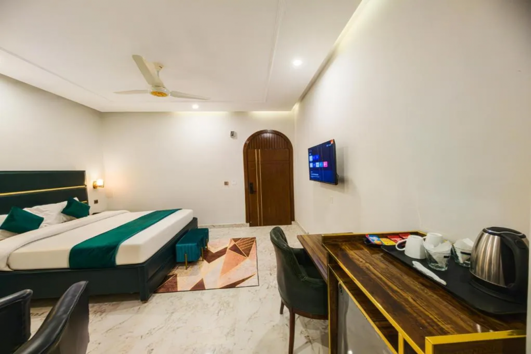 Grand Shalimar Hotel 23/47