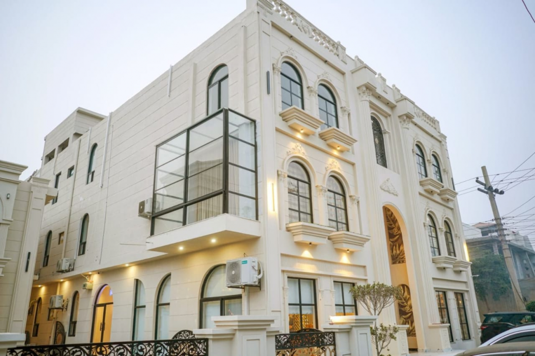 Grand Shalimar Hotel in MULTAN