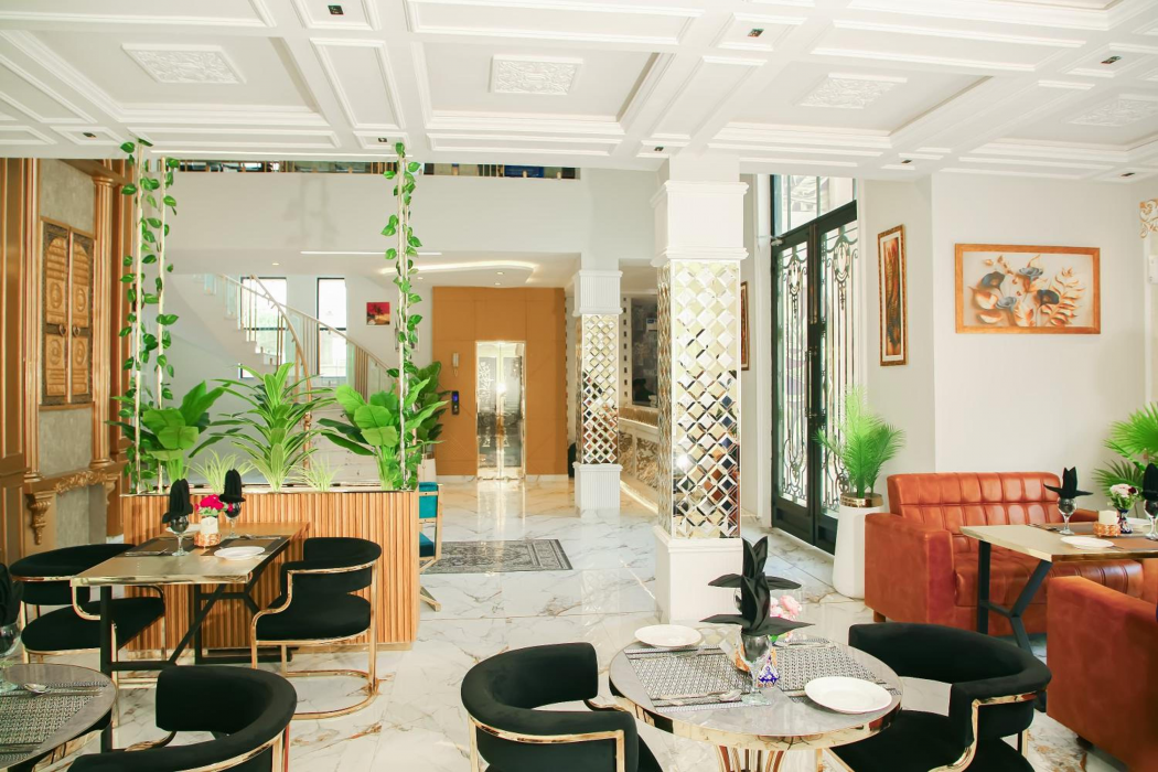 Grand Shalimar Hotel 40/47