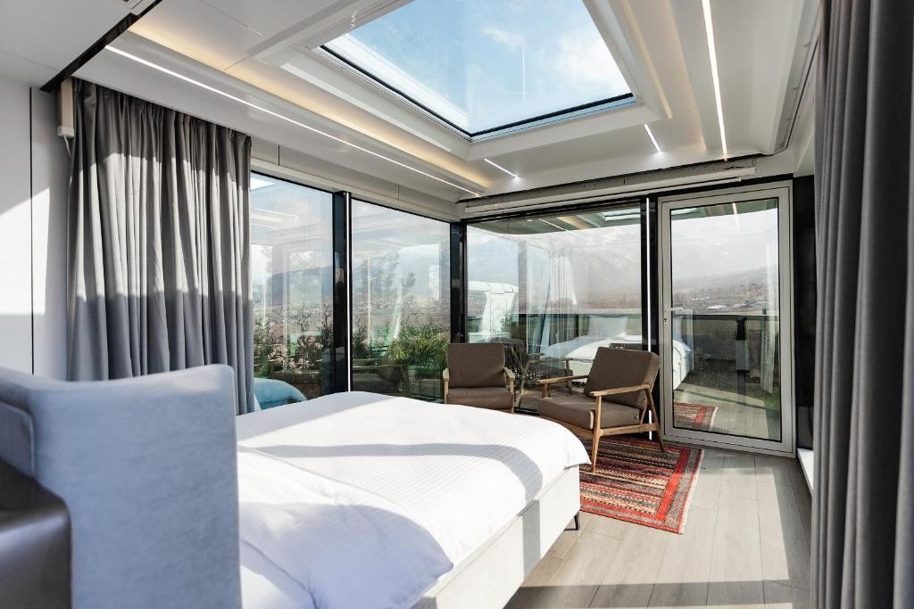 ZVEZDNAYA Eco Hotel 30/48