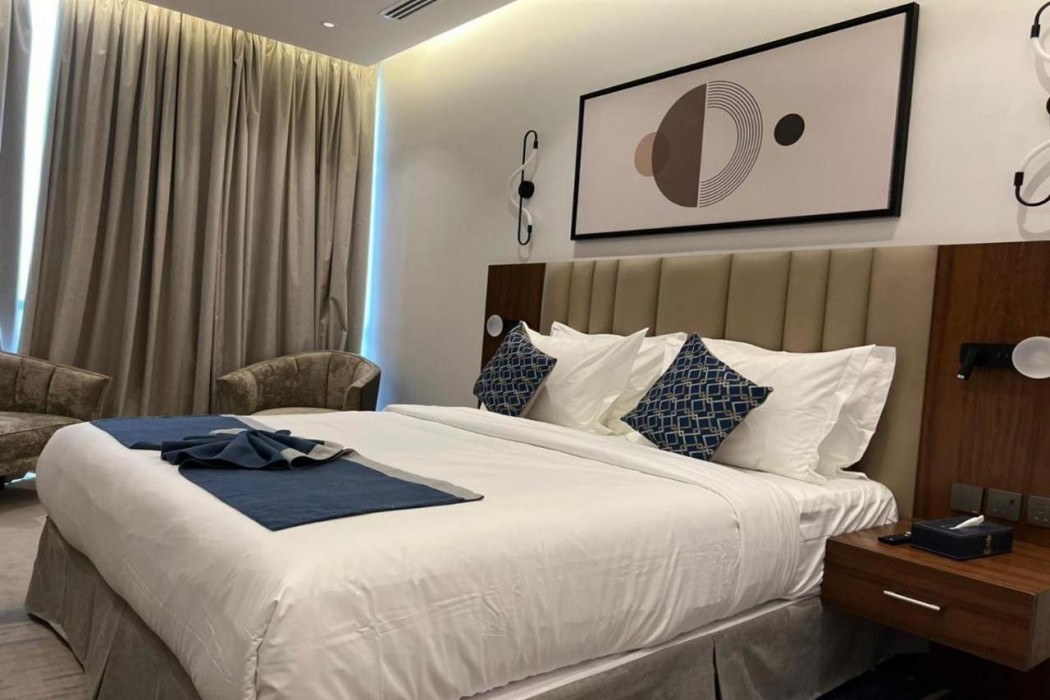 Sunday Luxury Central formerly Anan hotel 17/32