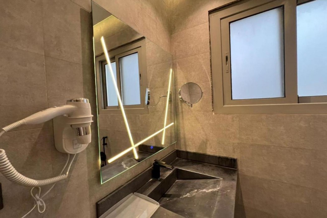 Sunday Luxury Central formerly Anan hotel 21/32