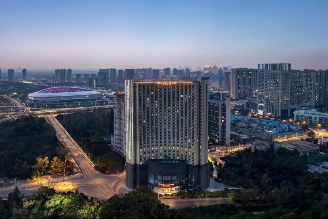 Ramada Plaza by Wyndham Wuhan Dongxi Lake 1/40