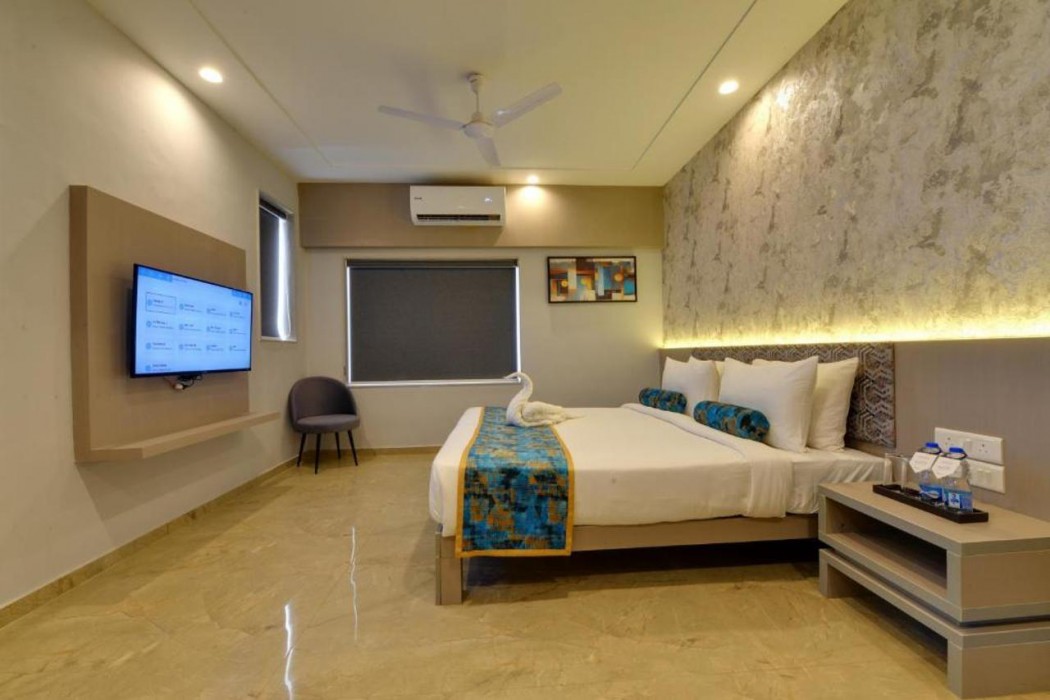 Iris Beacon Hotel, Rajkot 11/32