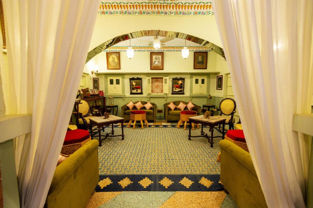Amritara Manak Haveli, Jodhpur 37/63