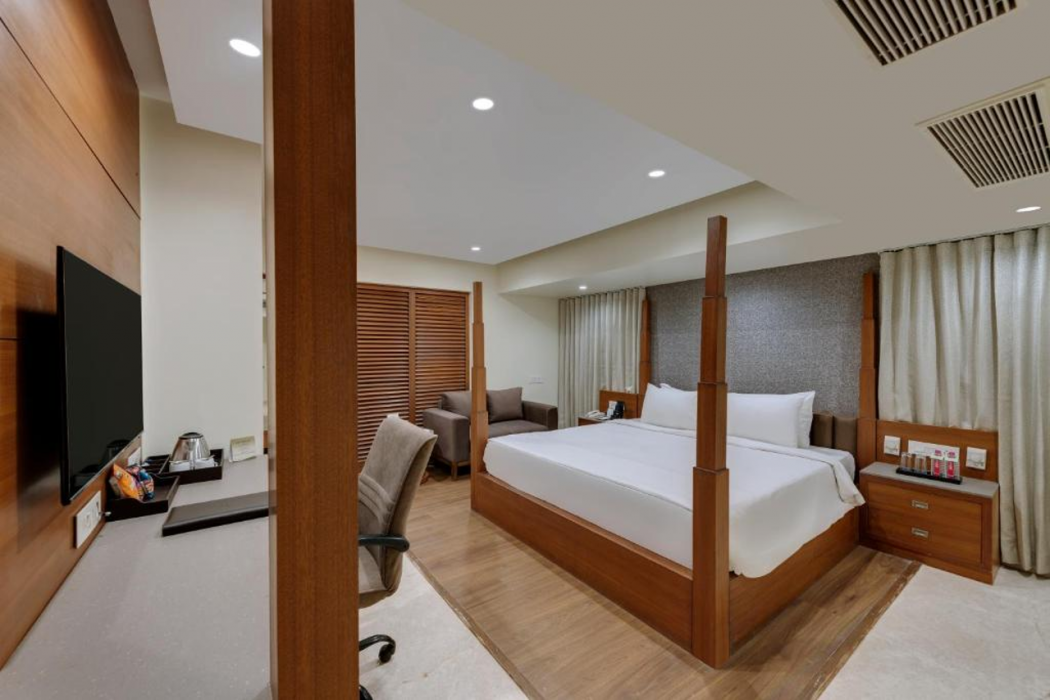 The Fern Residency Ellisbridge Ahmedabad 16/38