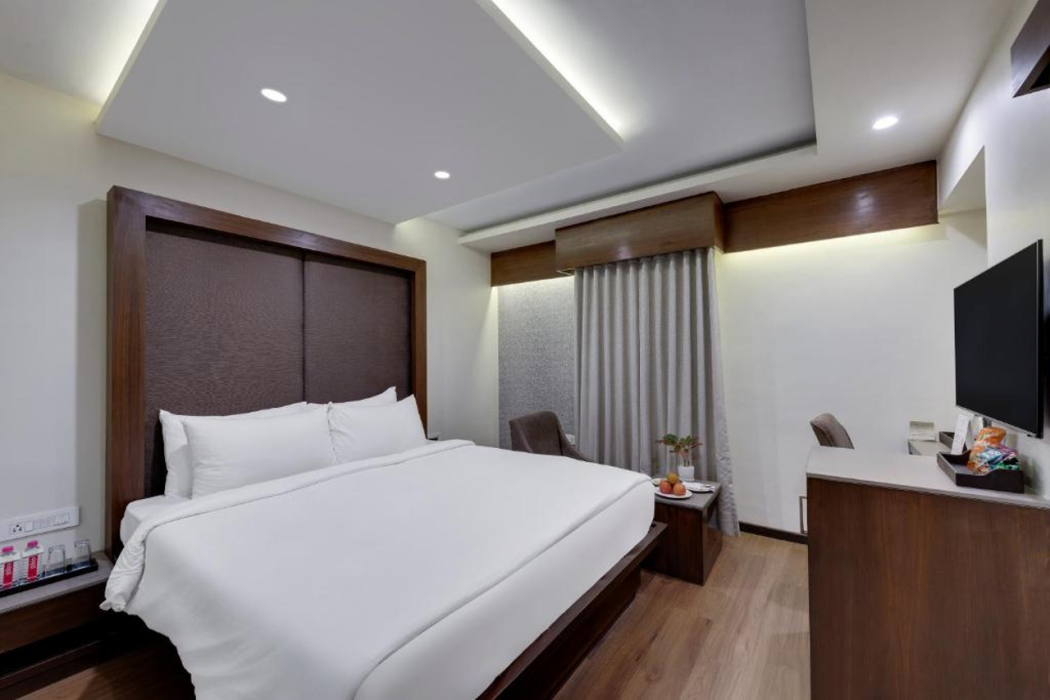 The Fern Residency Ellisbridge Ahmedabad 9/38
