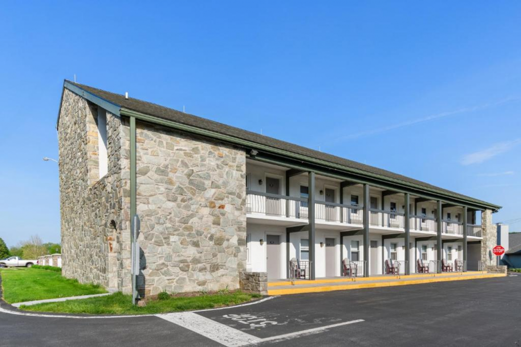 SureStay Studio by Best Western Paradise Lancaster County 7/27