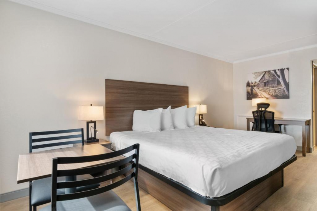SureStay Studio by Best Western Paradise Lancaster County 13/27