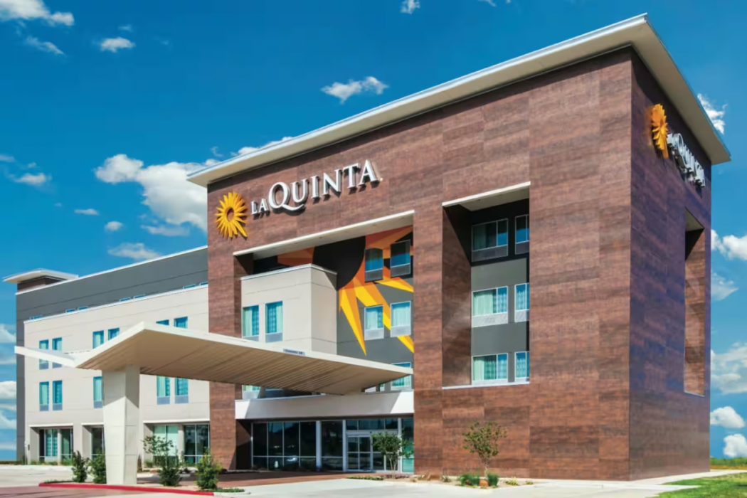 La Quinta Inn & Suites by Wyndham Olive Branch image