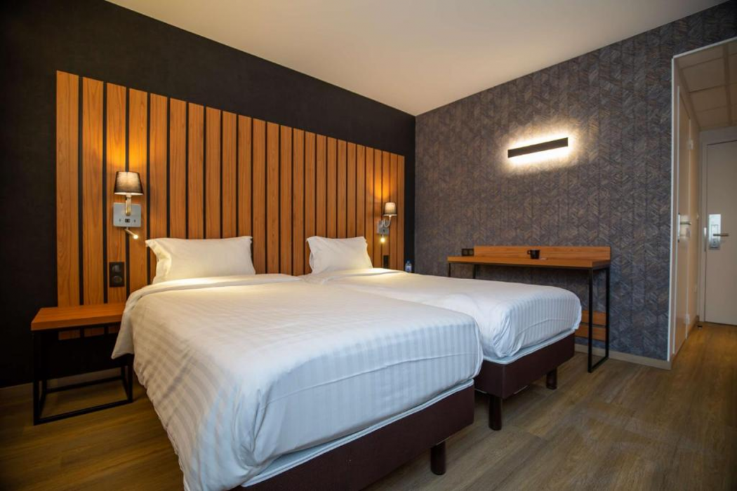 Best Western Cote des Sables Plouescat 12/48