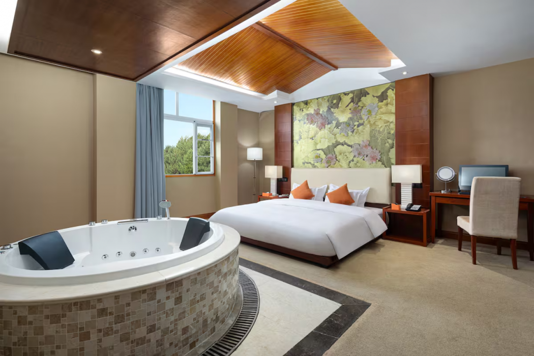 Hawthorn by Wyndham Shangri-la Old Town 12/15
