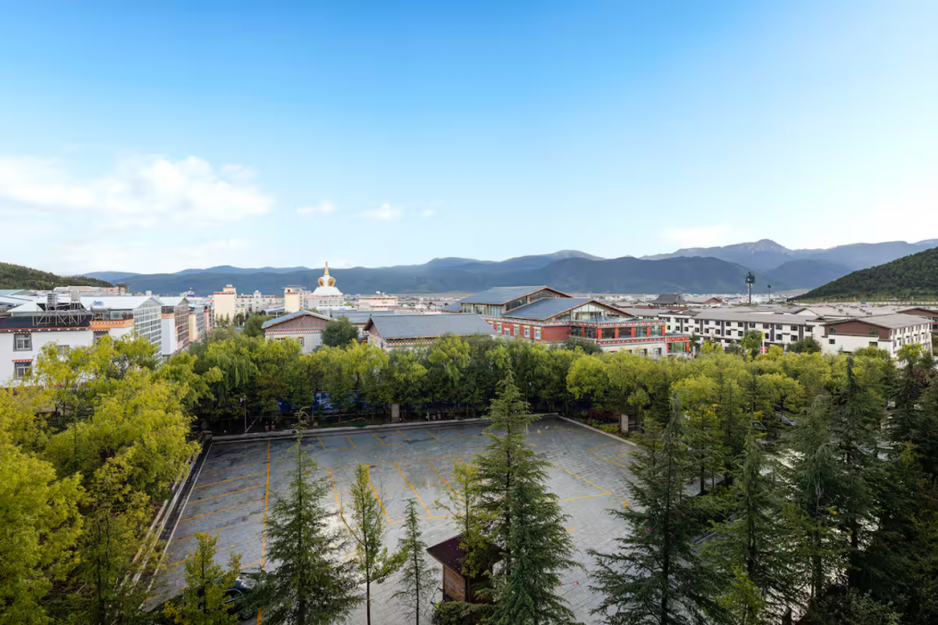 Hawthorn by Wyndham Shangri-la Old Town 13/15