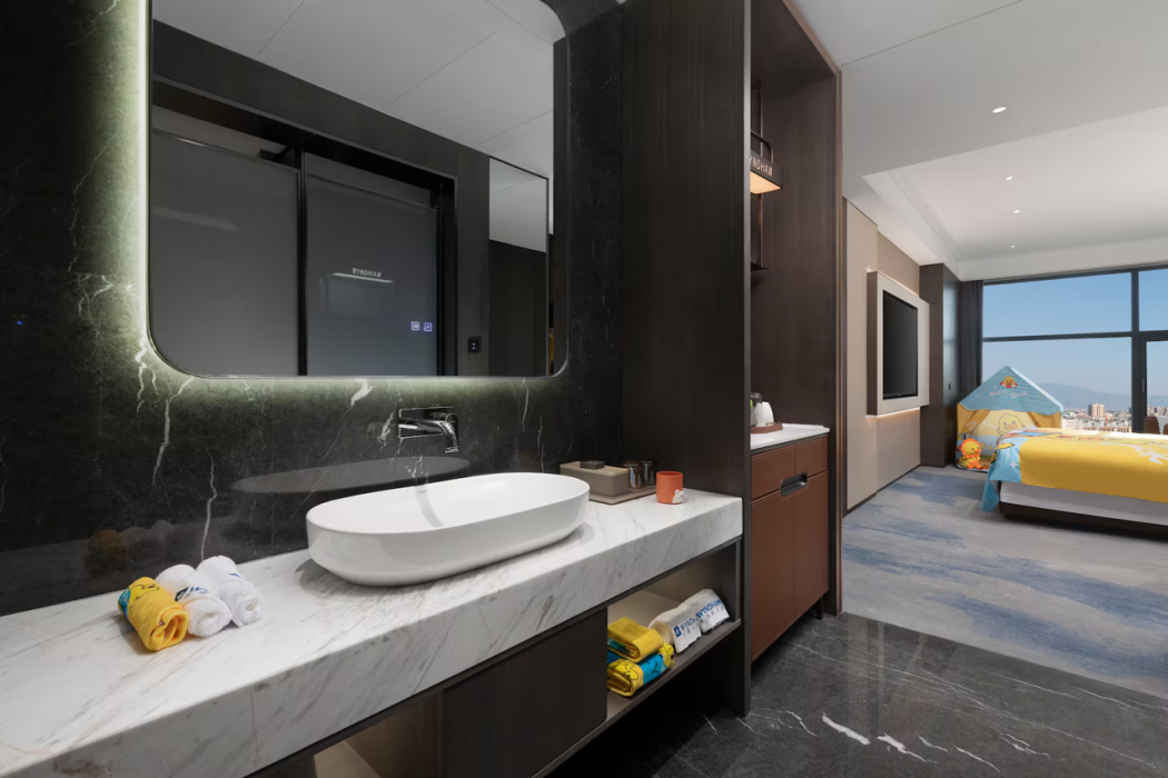 Wyndham Qujing Luliang 9/30