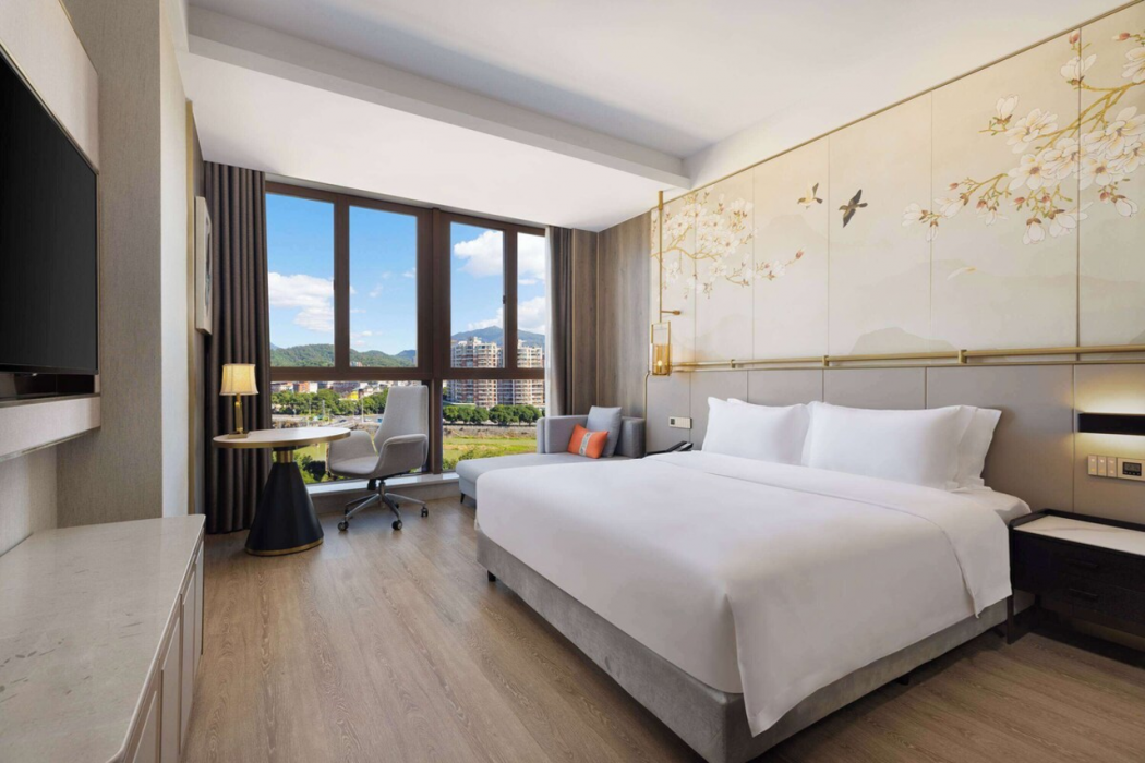 Days Hotel by Wyndham Quanzhou Yongchun 7/25