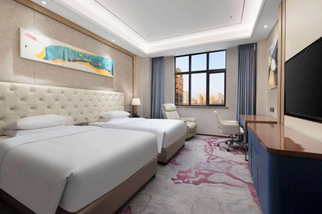 Ramada by Wyndham Zhumadian West Station 11/33