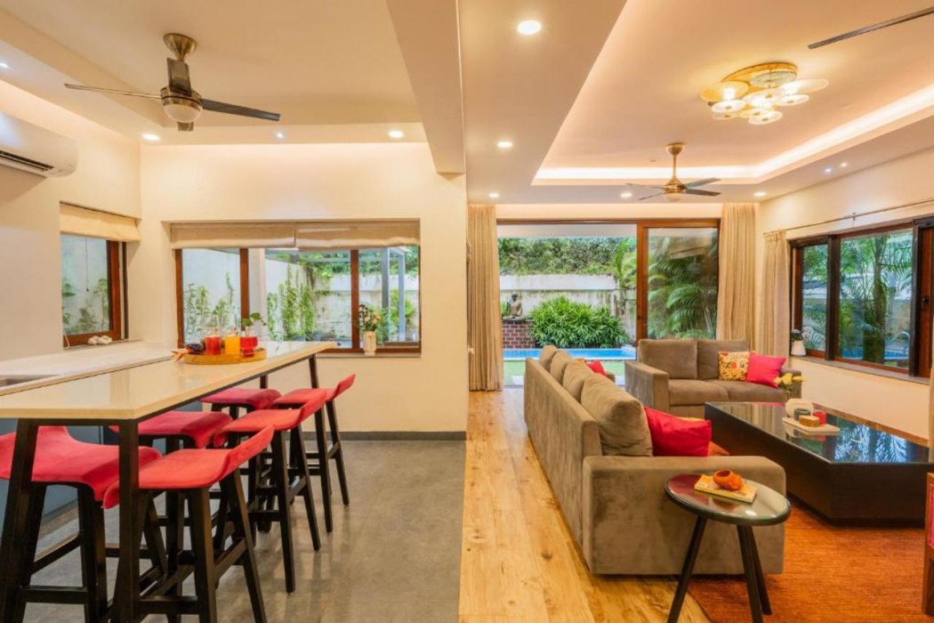 ELIVAAS 4 BHK with Pvt Pool and Media Room Samukha 15/55