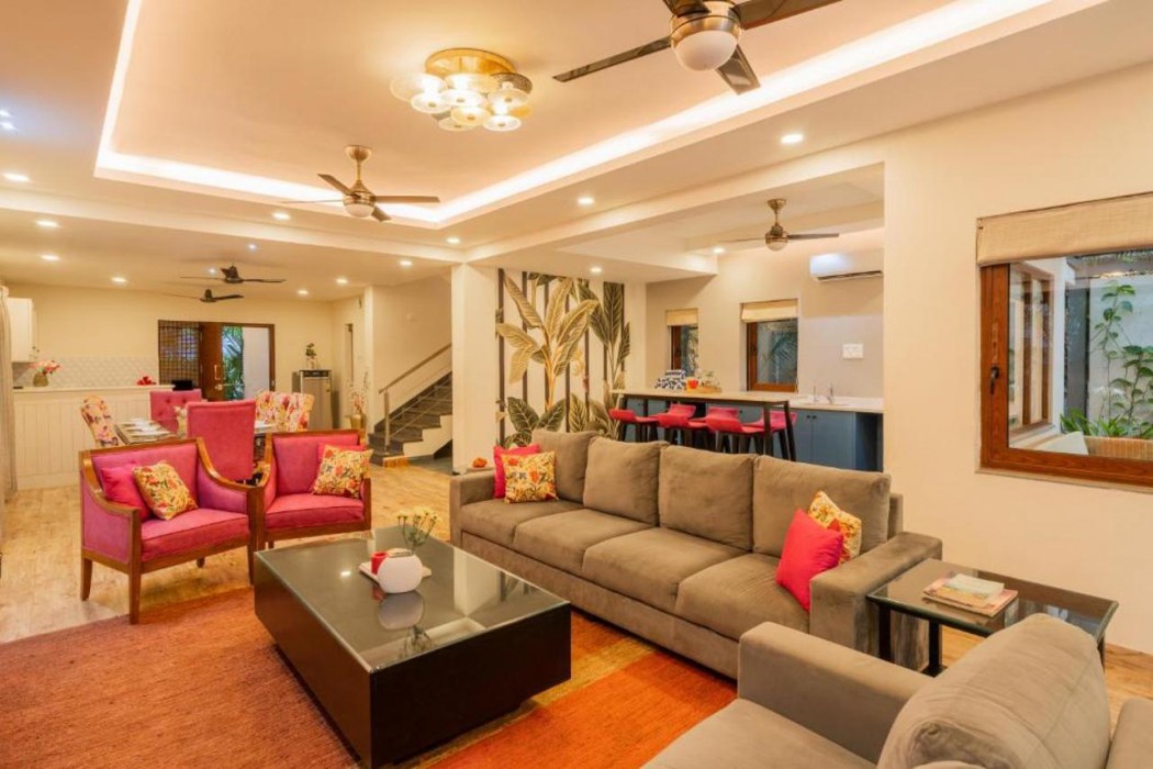 ELIVAAS 4 BHK with Pvt Pool and Media Room Samukha 16/55
