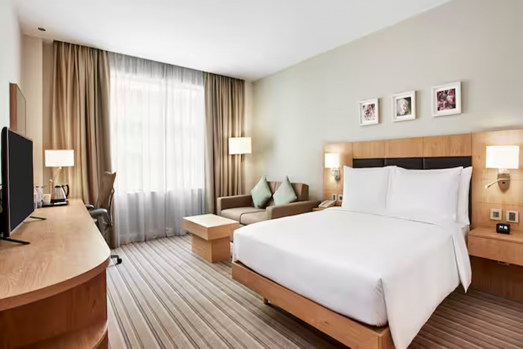 Hilton Garden Inn Bengaluru Whitefield 4/12