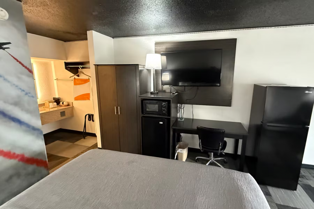 Eglin Extended Stay Hotel, a Howard Johnson by Wyndham 7/27