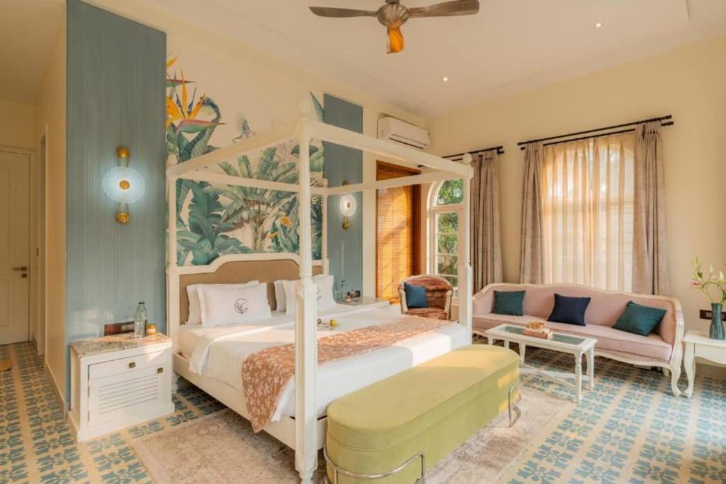 ELIVAAS 4 BHK Villa with Pvt Pool and jacuzzi YashGeet Villa 6/10